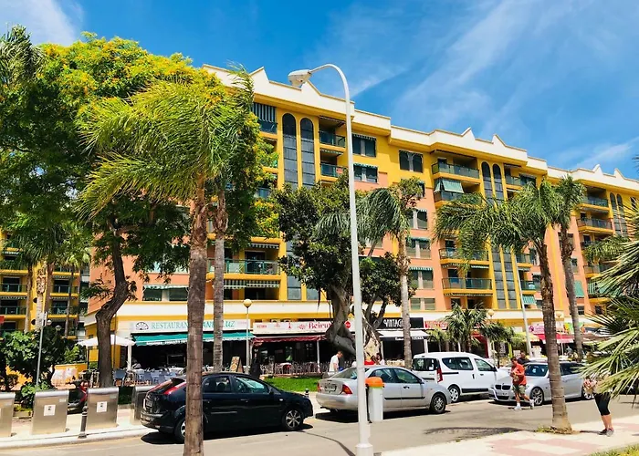 Luxury Bajondillo Beachfront Торремолинос