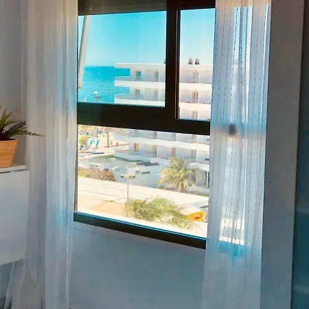 Luxury Bajondillo Beachfront בית נופש טורמולינוס