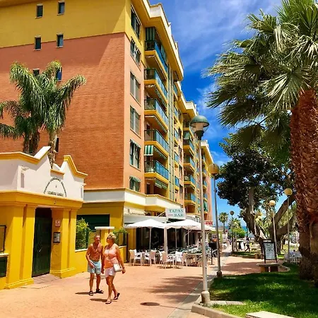 Luxury Bajondillo Beachfront Semesterbostad *